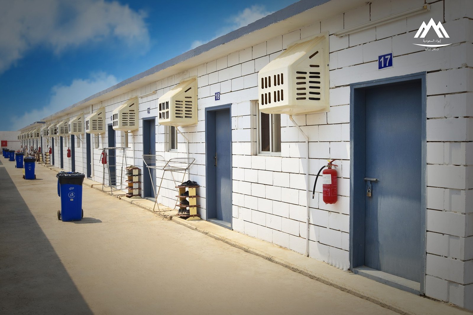 غرف السكن في كامبات الحمدانية بجدة